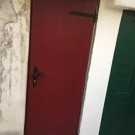 Charming Little House In Center Split